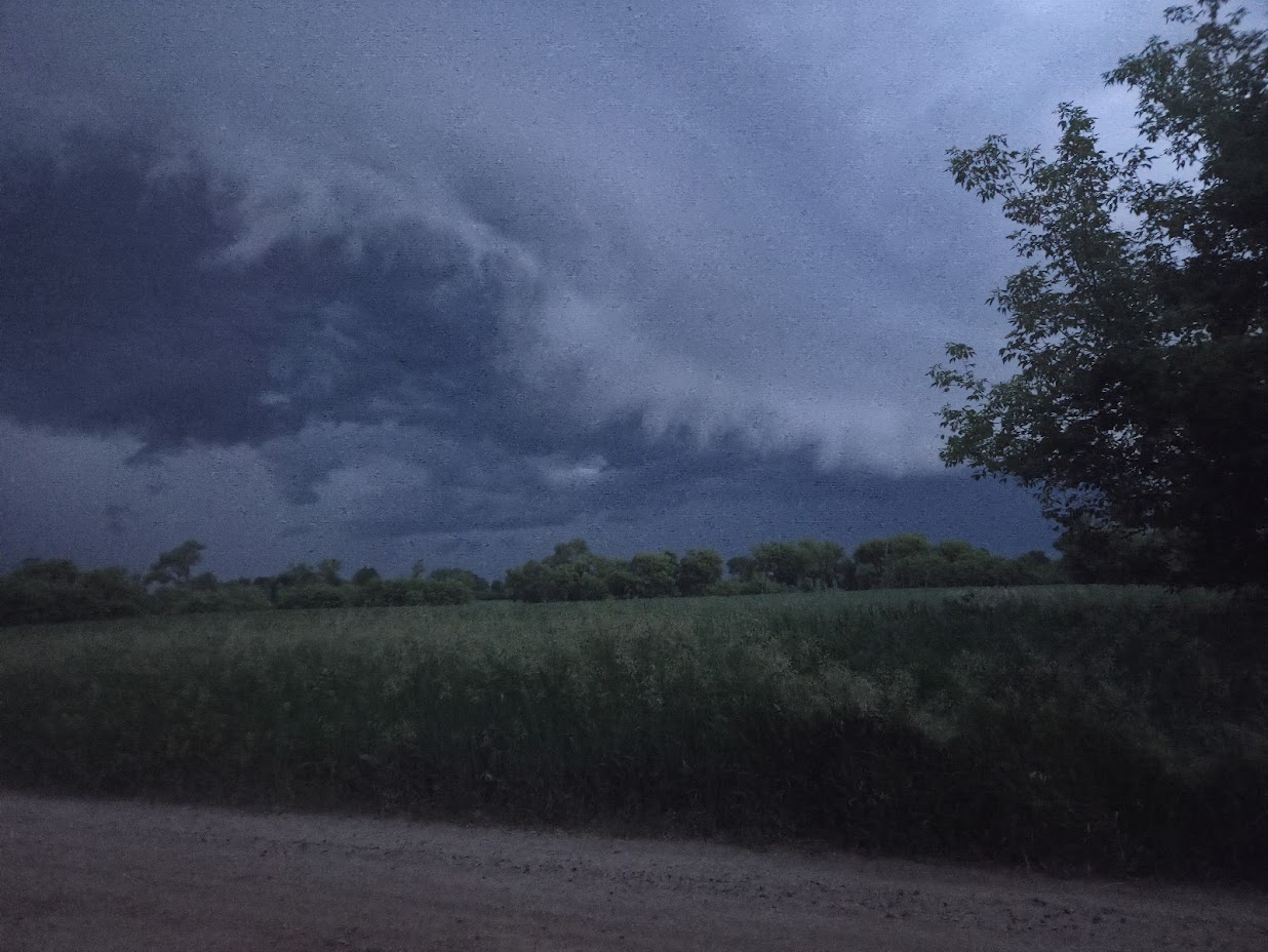 Shelf Cloud Formation
